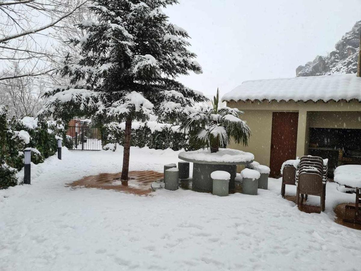 Casa Rural Villa Pilar Albentosa Exterior foto